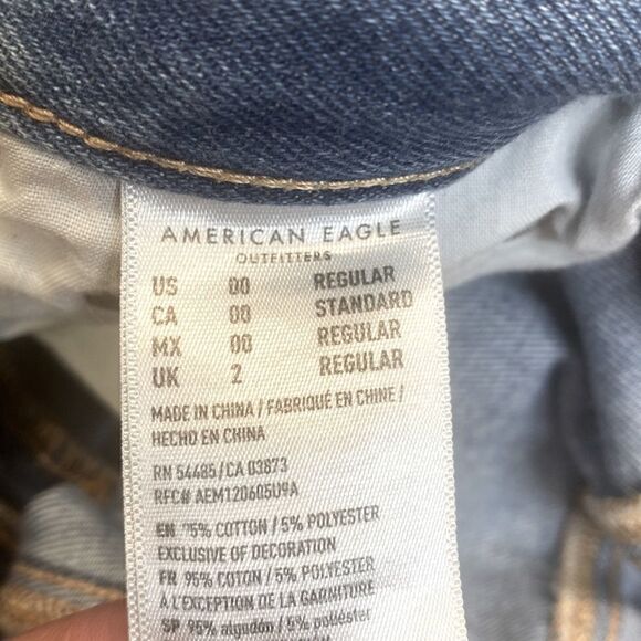 American Eagle Mom Jeans Size 00 or W24 - Picture 5 of 5